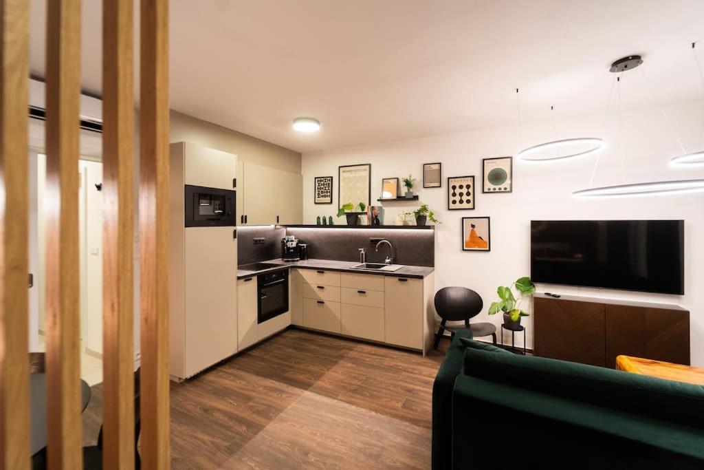 Green Garden Sauna Apartment Brno Exterior photo